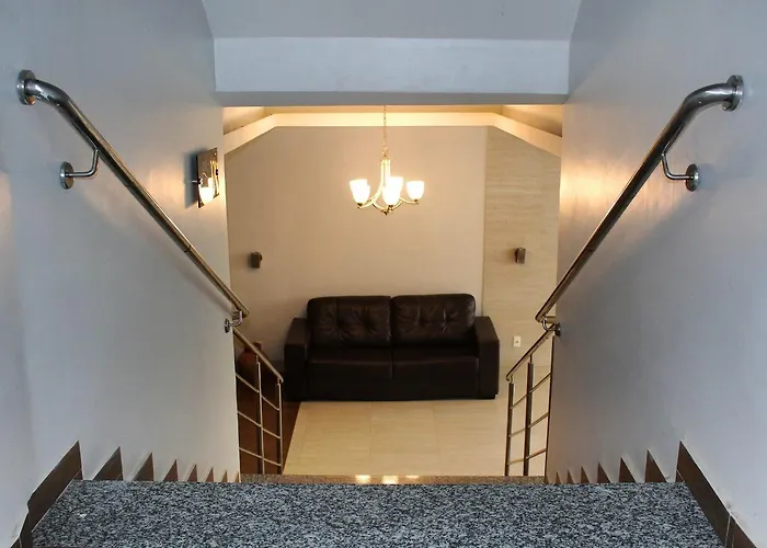 Palmeiras LtdaHotel Em